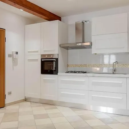 Palazzo Teatro Vecchio - Holiday Apartment